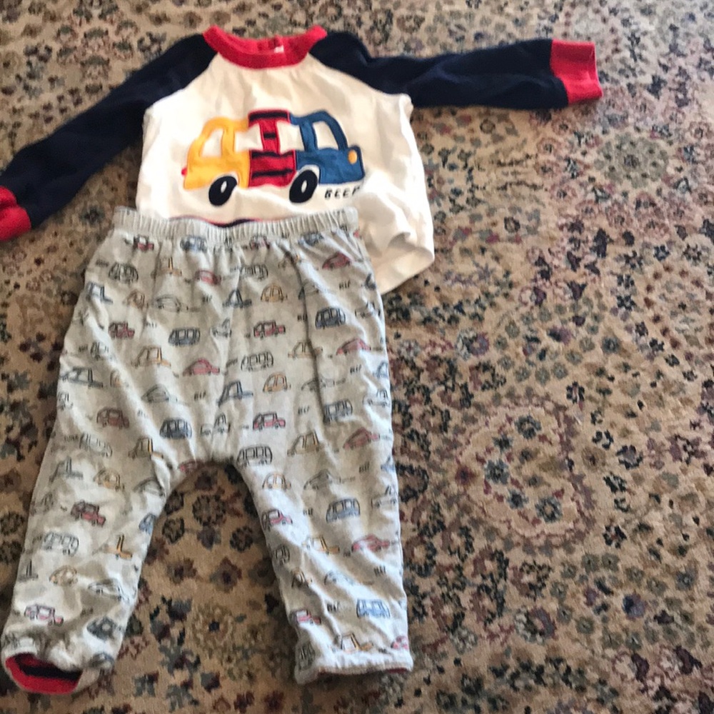 Baby gap outfit